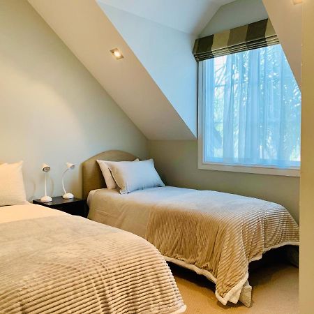 Tinkerbell Cottage 2-4 Bedroom- Russell Cottages Collection Zewnętrze zdjęcie